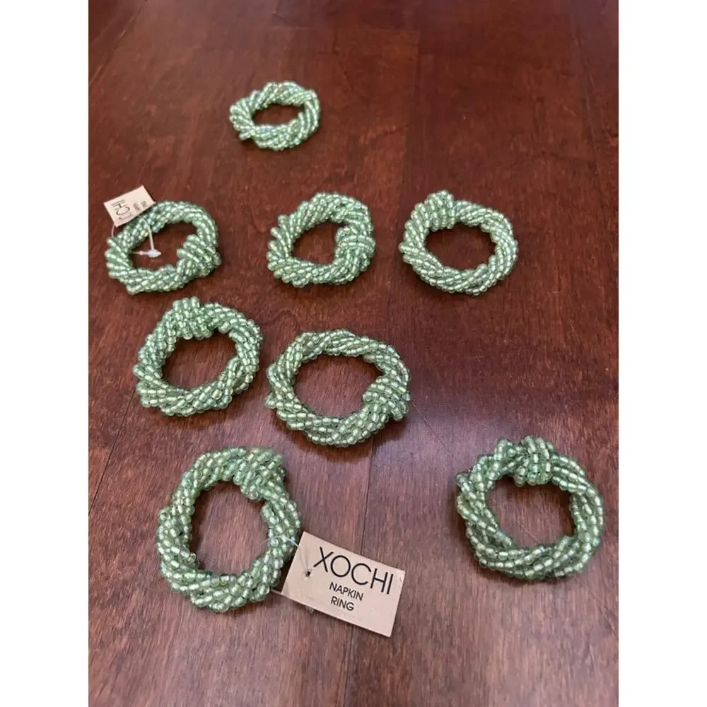 Xochi glass bead